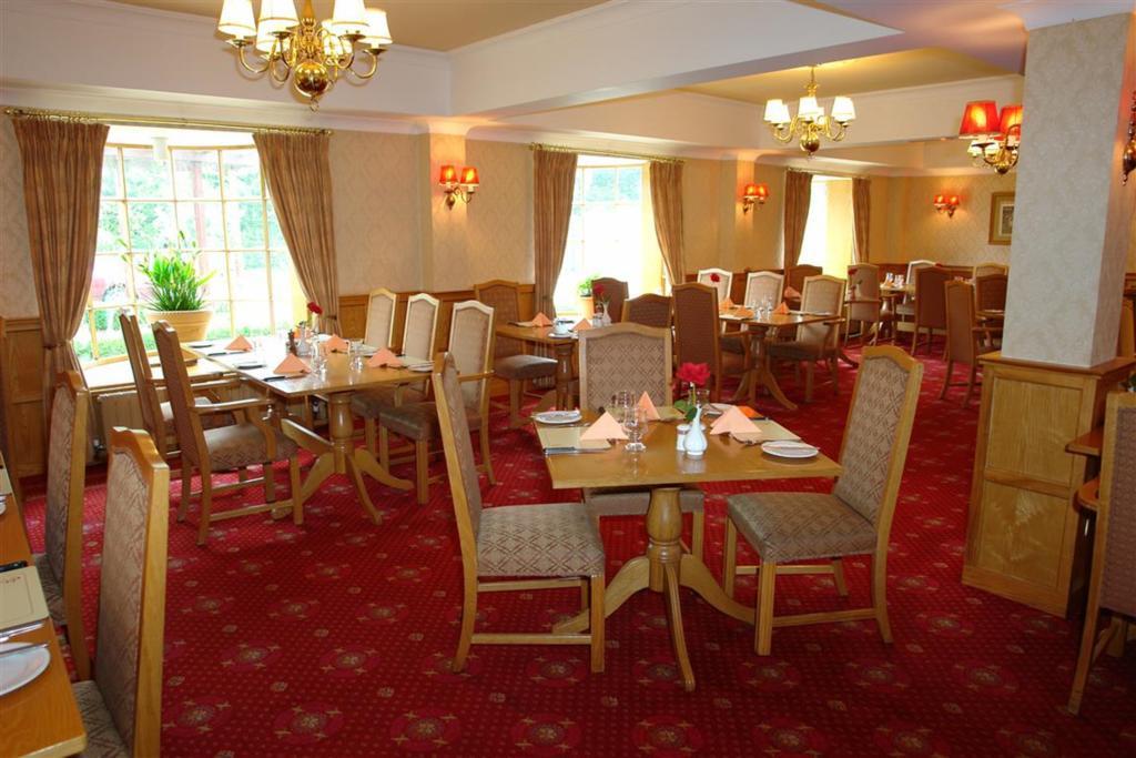 Oaklands Lodge Hotel Saint Saviour Exterior foto